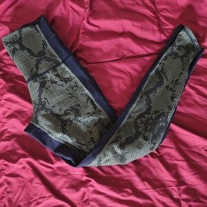 Lululemon Snakeskin Print Leggings